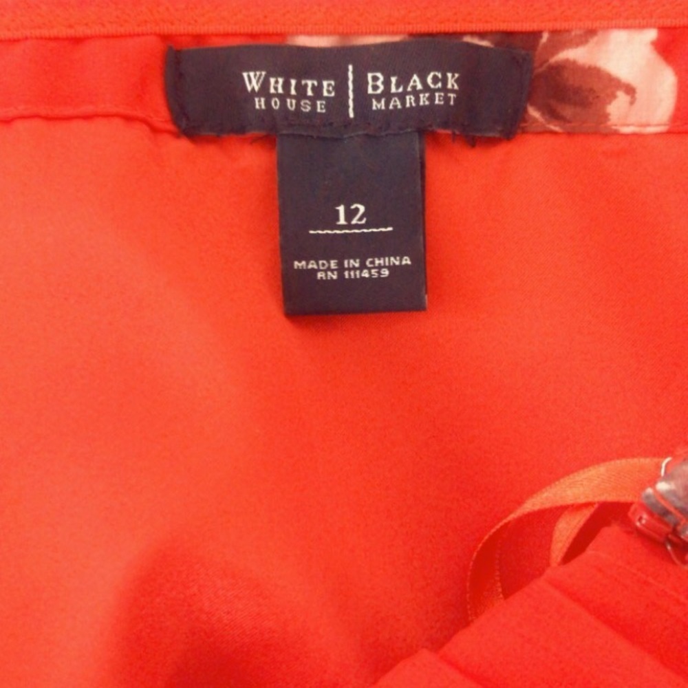 Red floral ruffle dress - Picture 3 of 4